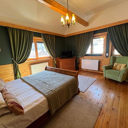 Carpathian Log Home Бран Экстерьер фото