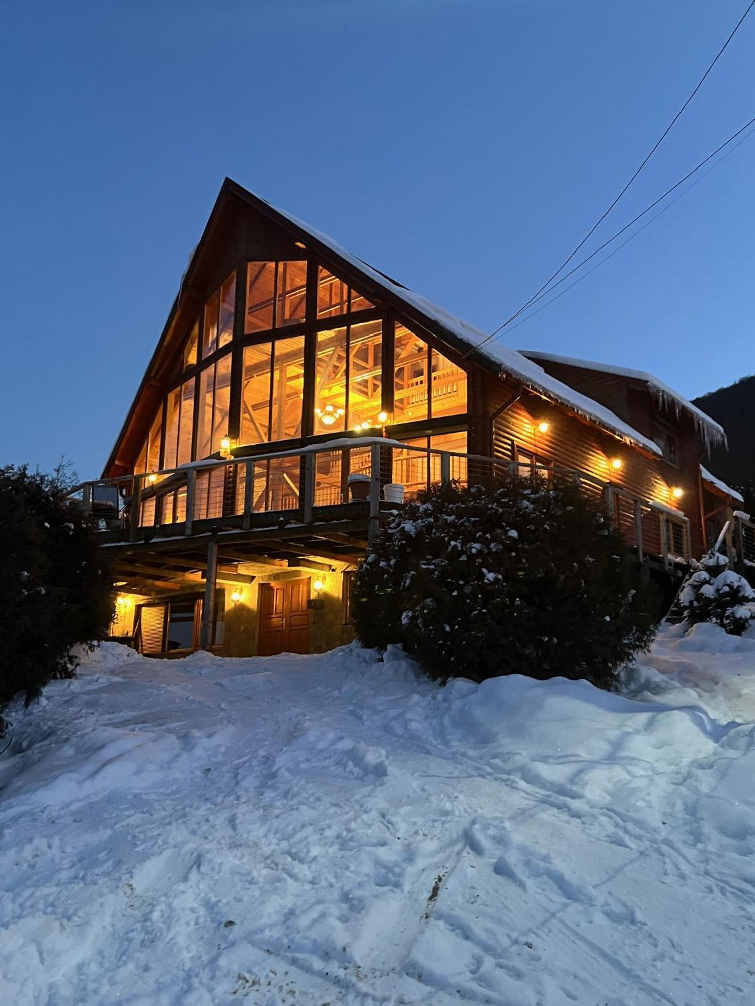 Carpathian Log Home Бран Экстерьер фото