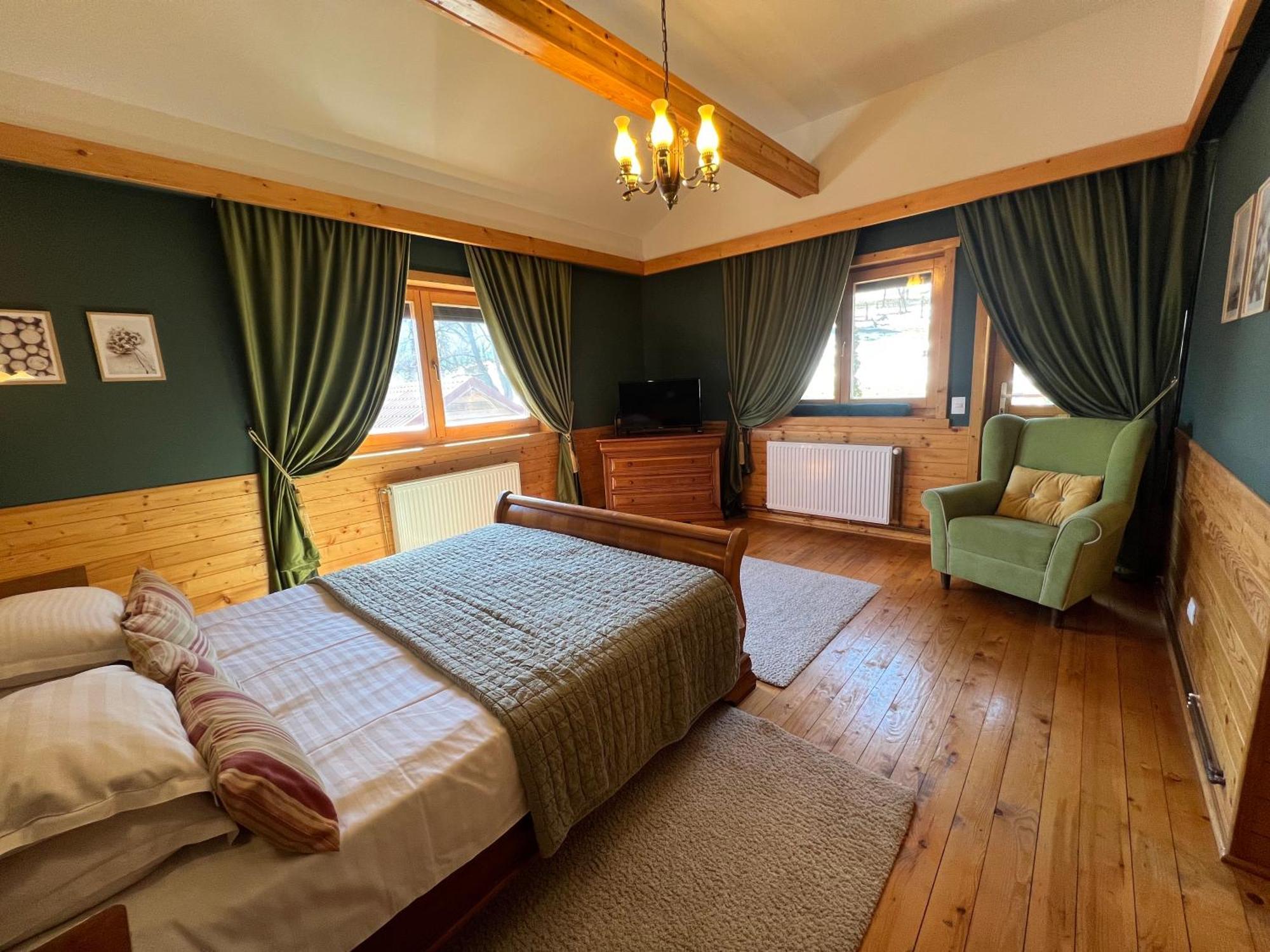 Carpathian Log Home Бран Экстерьер фото