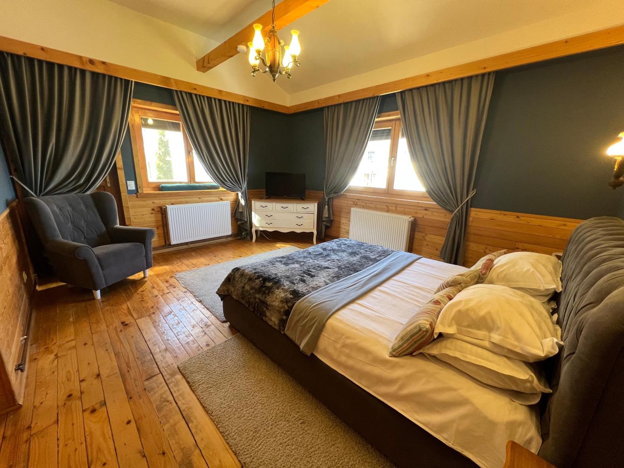 Carpathian Log Home Бран Экстерьер фото